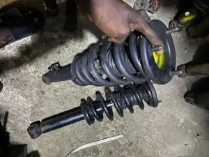 Mitsubishi L200 Front Shocks