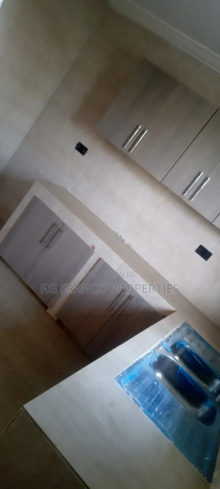 2bdrm Apartment in Kg.Franco Properties, Spintex for rent