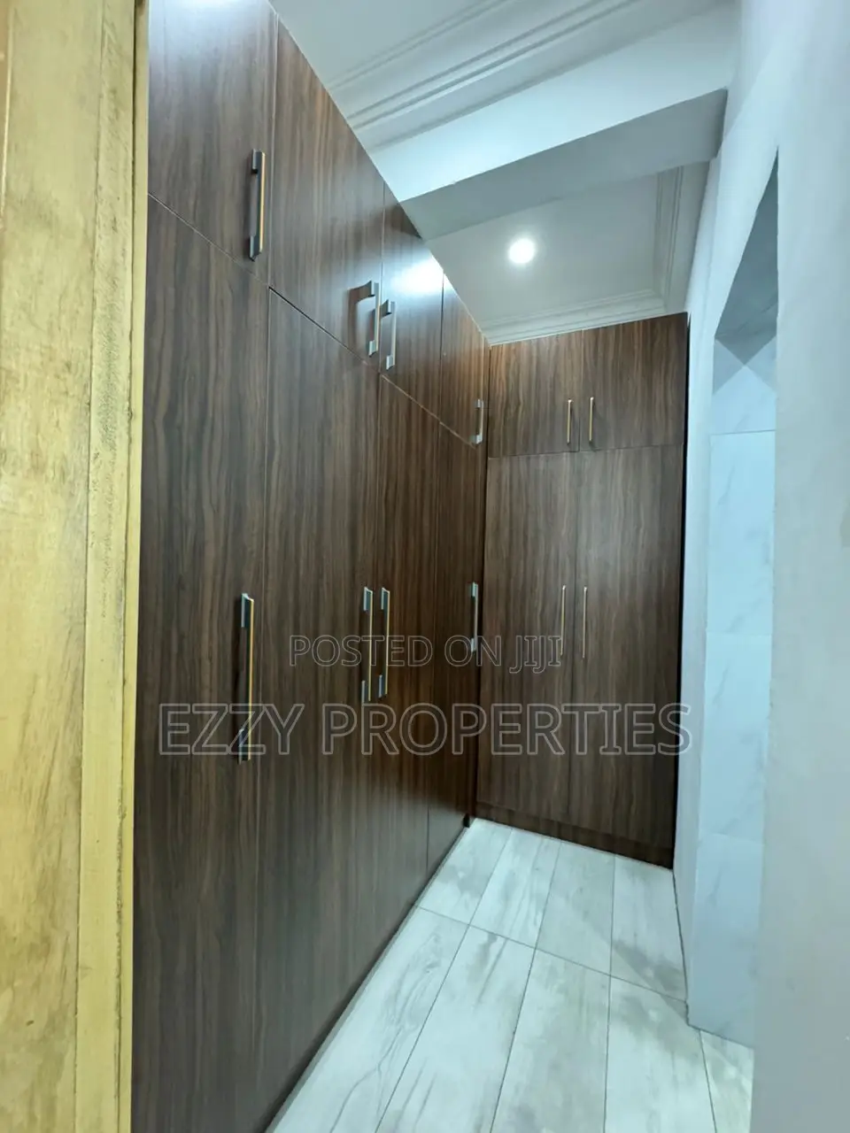 4bdrm Duplex in Adringanor- Ability, East Legon for rent