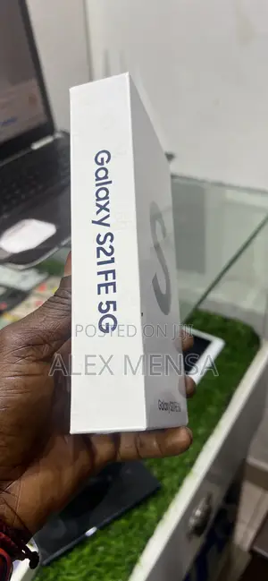 New Samsung Galaxy S21 FE 128 GB Purple