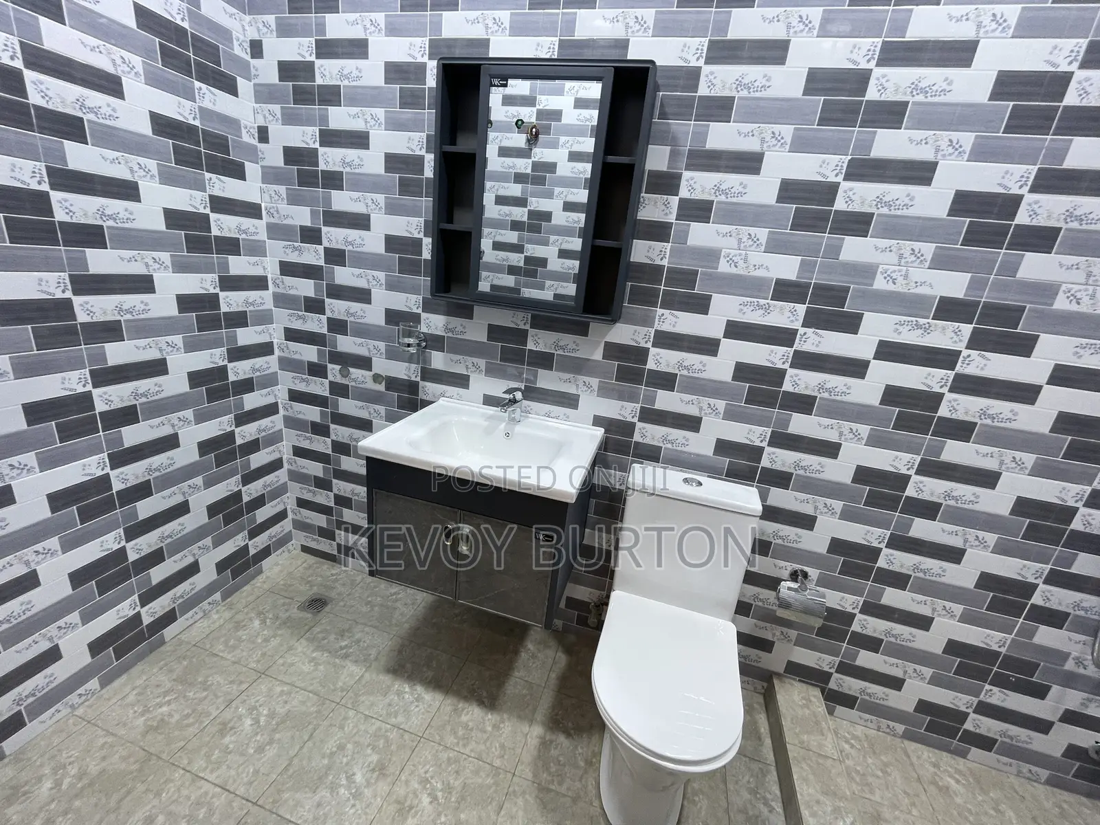 Furnished 4bdrm House in Borteymab, Tema Metropolitan for rent