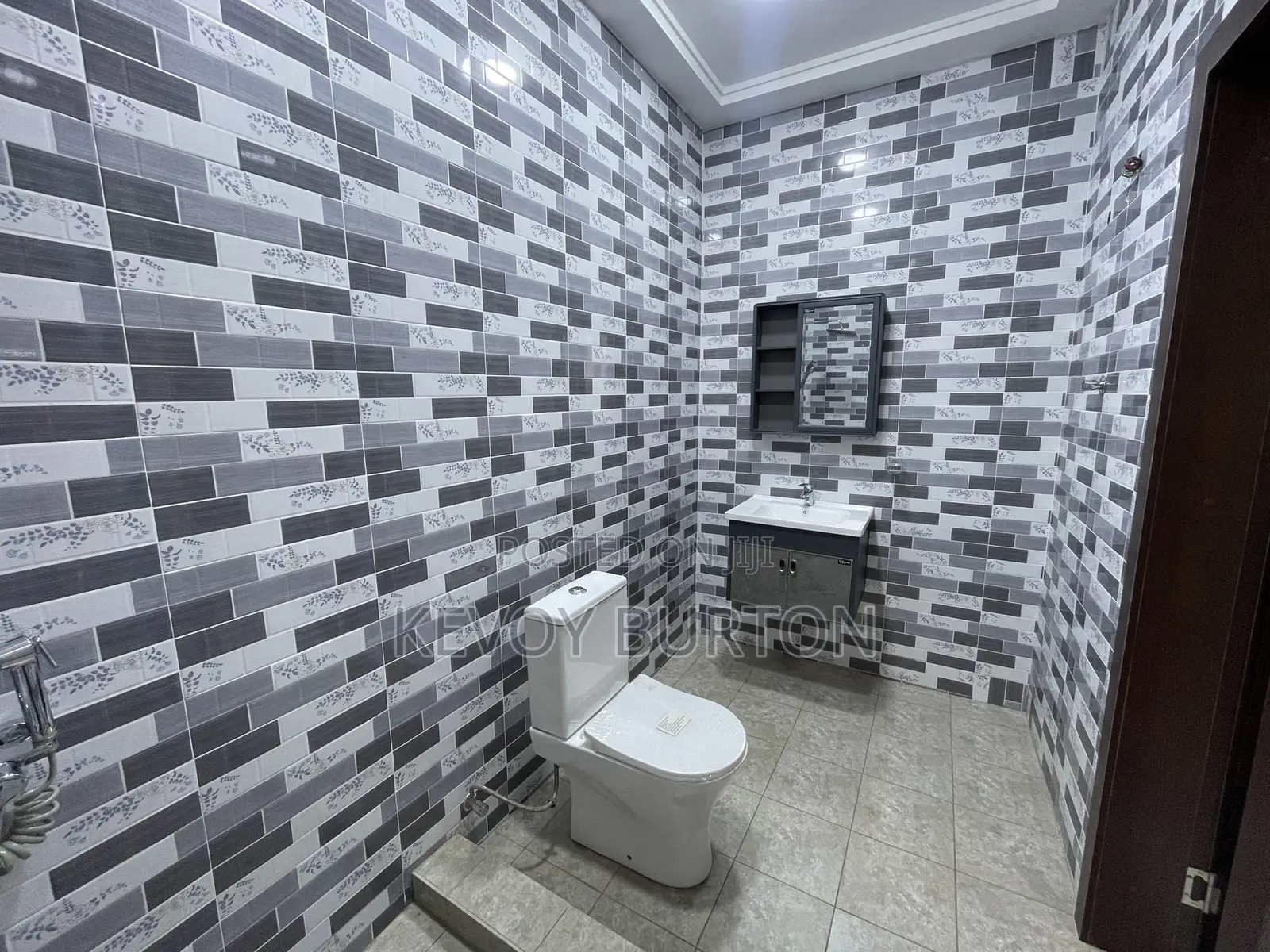 Furnished 4bdrm House in Borteymab, Tema Metropolitan for rent