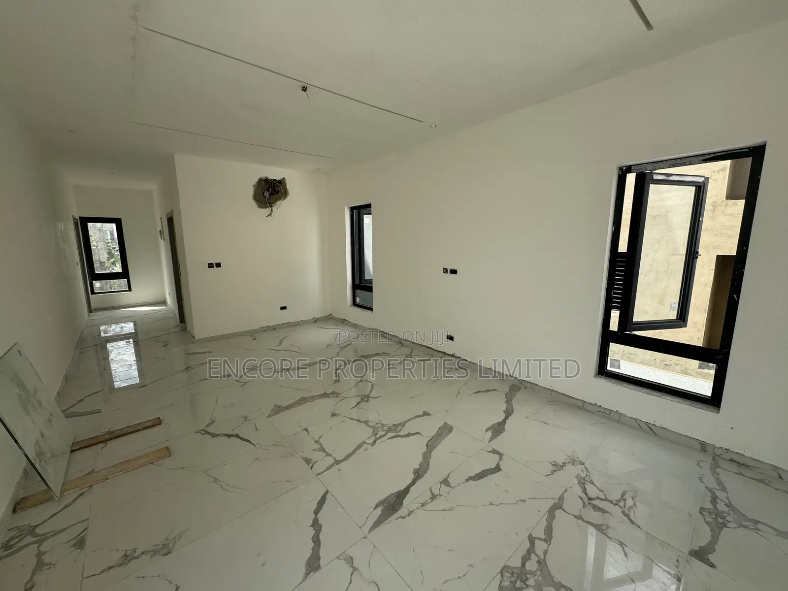 Furnished 5bdrm House in Encore Properties, Lake Side Estate for sale