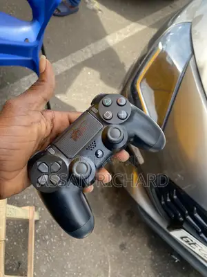 Original Playstation 4 Controller