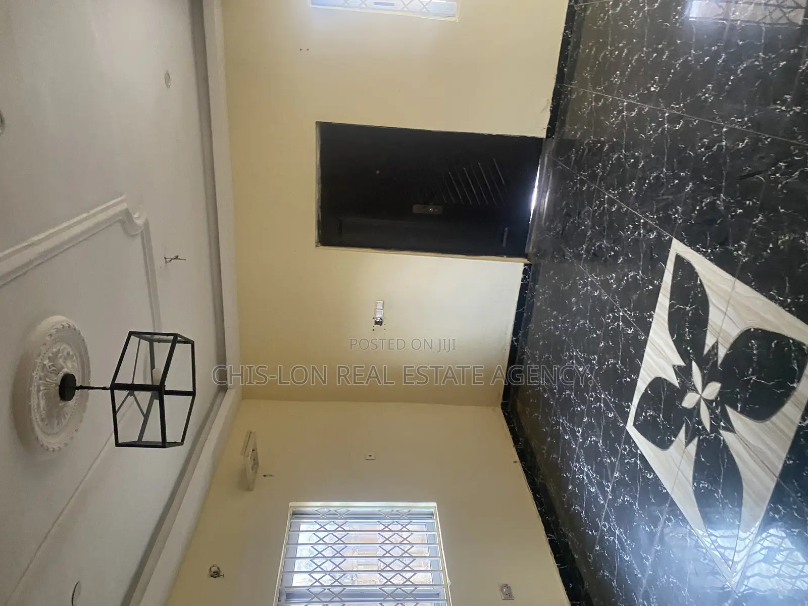 3bdrm House in Kasoa Obom Road, Ngleshie Amanfro for sale