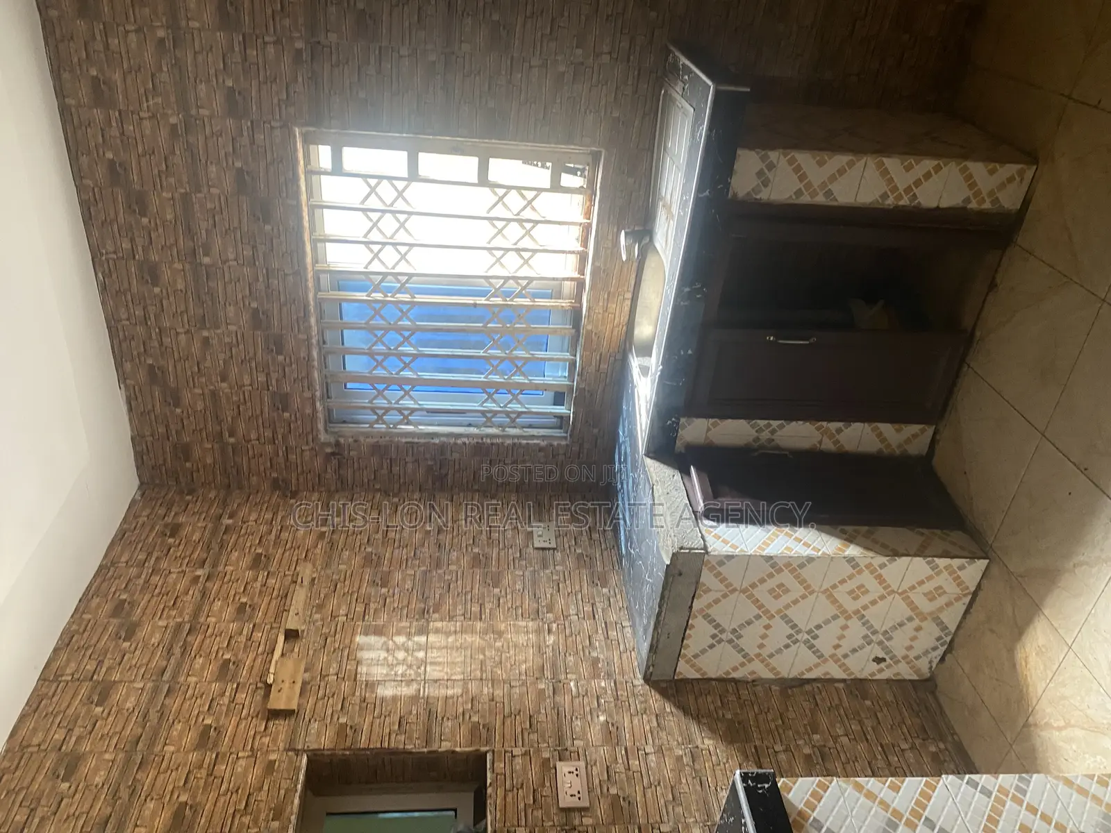 3bdrm House in Kasoa Obom Road, Ngleshie Amanfro for sale