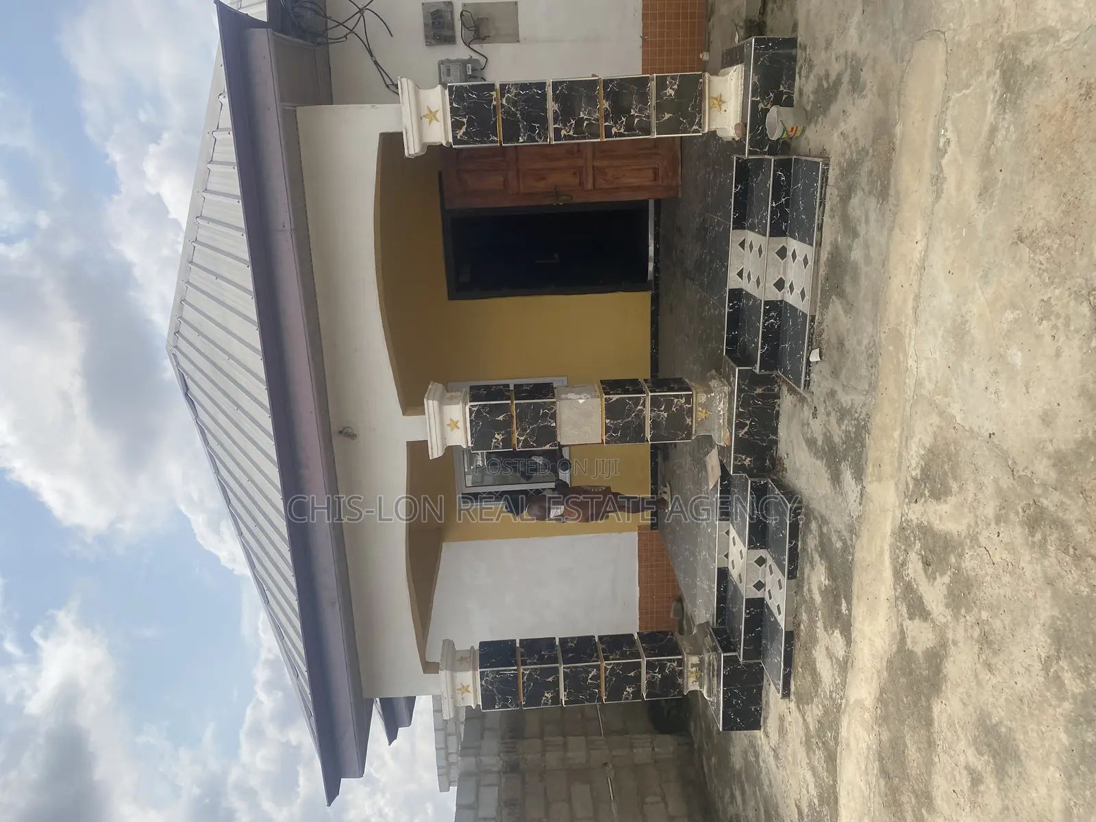 3bdrm House in Kasoa Obom Road, Ngleshie Amanfro for sale