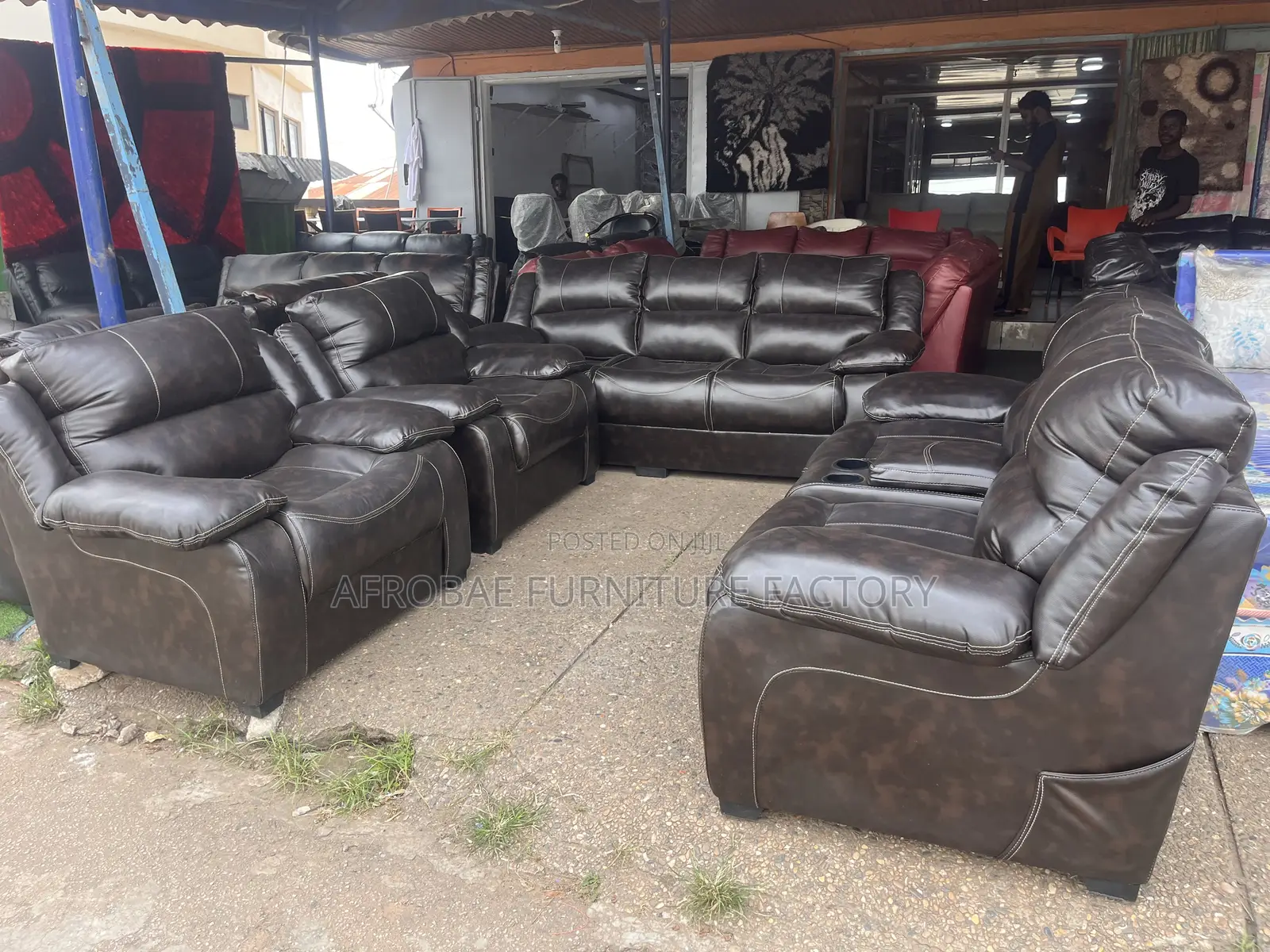 Quality Leather Sofas in Stock at Wholesale Deals