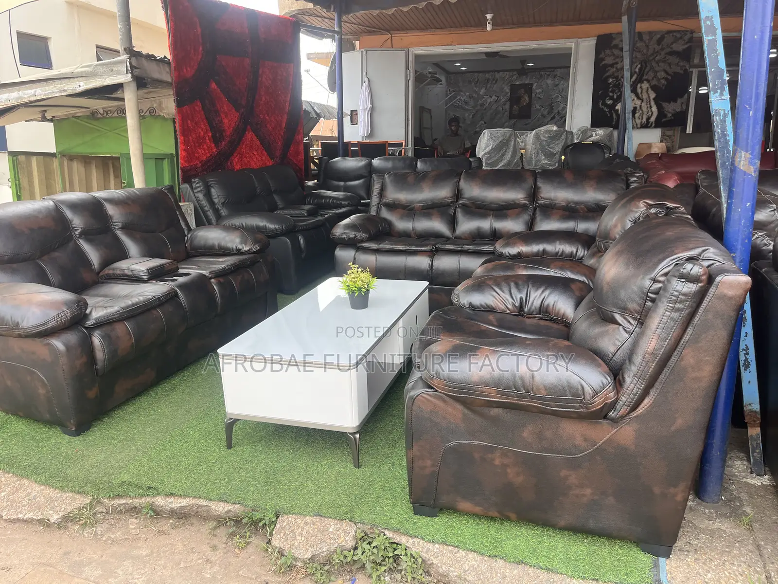 Quality Leather Sofas in Stock at Wholesale Deals
