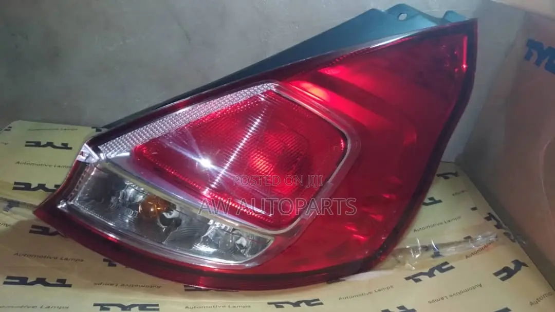 Ford Fiesta 2013-2016 Taillight Hb Pair
