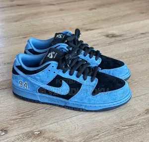 Supreme Sb Dunk Low Sneaker In Different Colours , Swipe>>