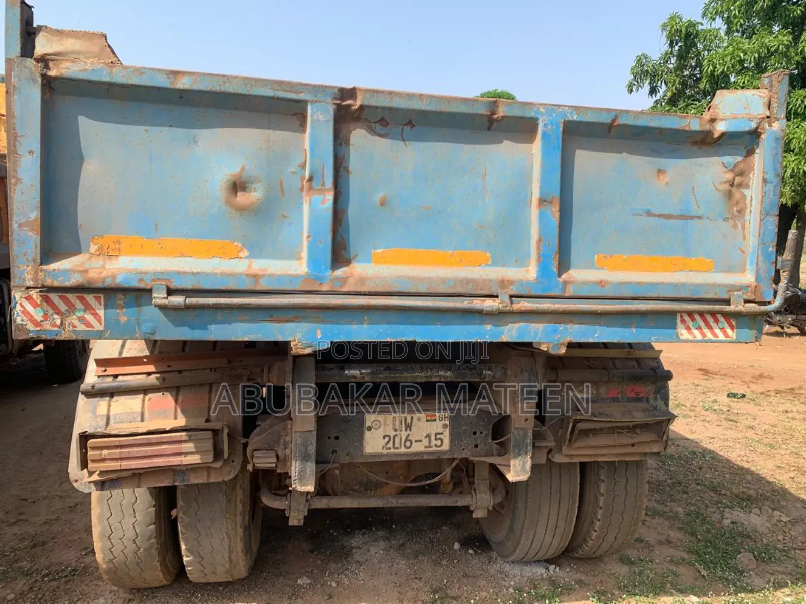 Strong Neat GMC Tipper Truck