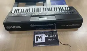Yamaha PSR Sx600 Electronic Keyboard