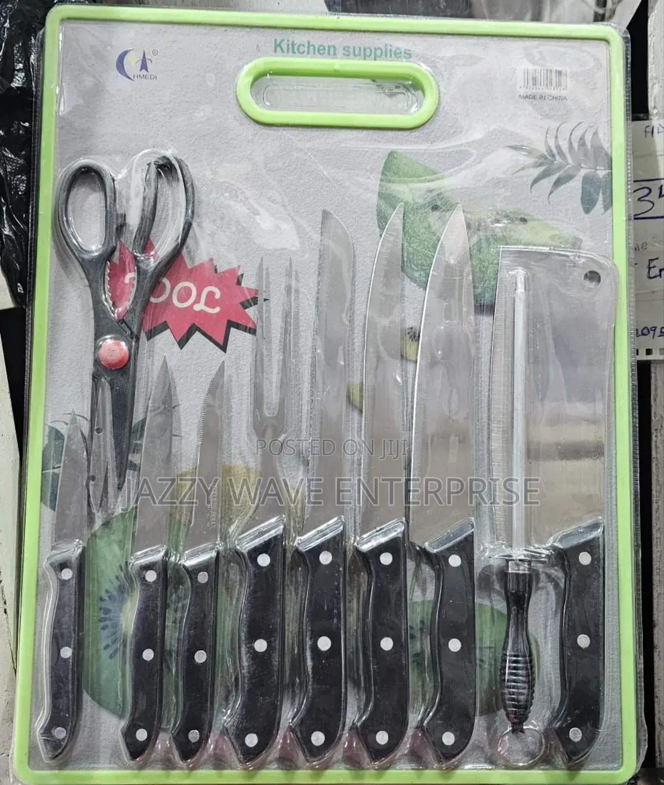 Knife Set With Chopping Board