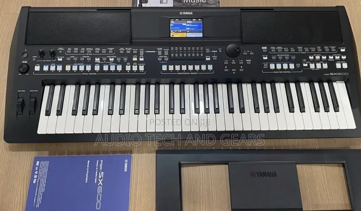 Yamaha PSR Sx600 Electronic Keyboard