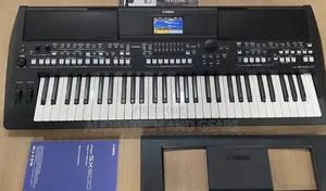 Yamaha PSR Sx600 Electronic Keyboard