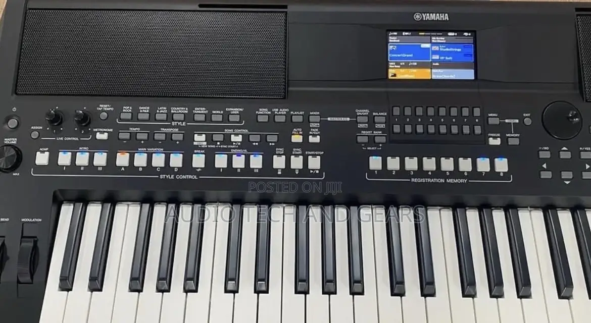 Yamaha PSR Sx600 Electronic Keyboard