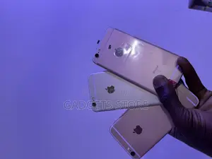 Apple iPhone 6s 64 GB Rose Gold