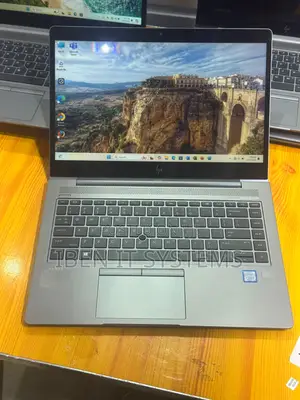 Laptop HP ZBook 14u G6 8GB Intel Core i5 SSHD (Hybrid) 256GB