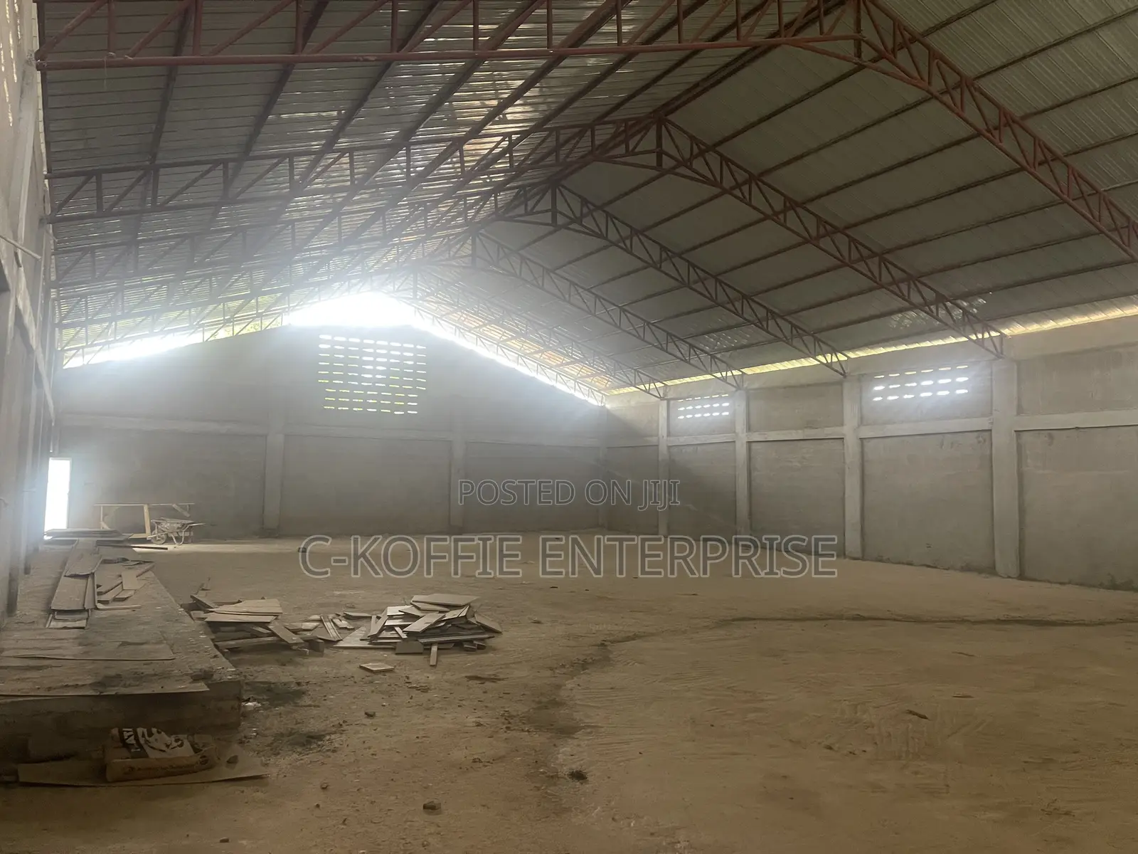 800 SQM Warehouse at Amasaman Kpobiman