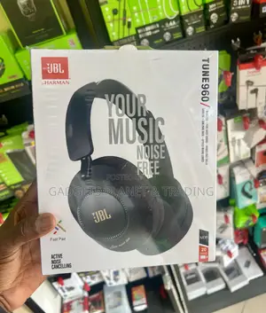JBL by Harman Tune 960 Wireless Pure Bass Noice Cancellation Headphone
