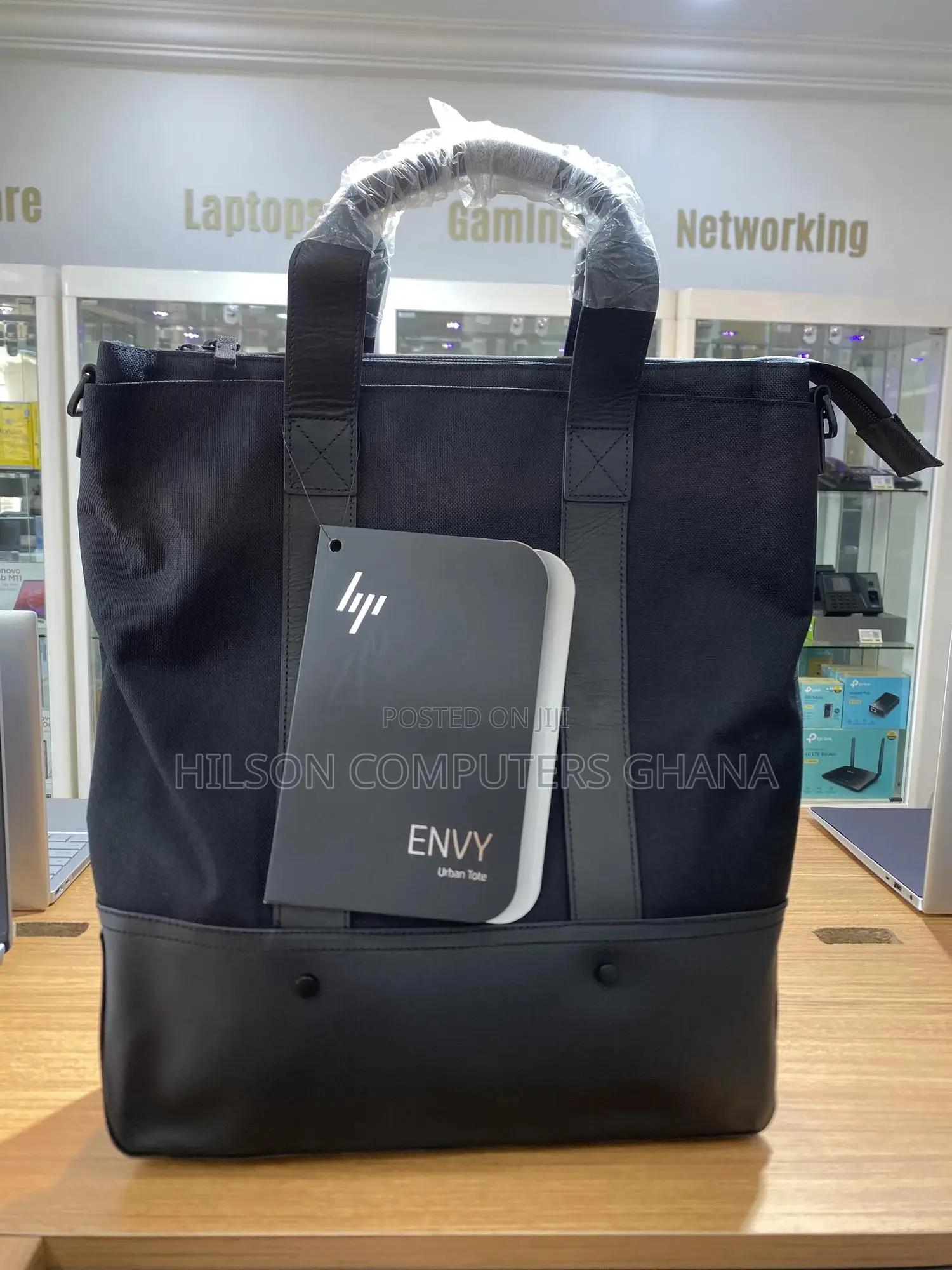 Hp Envy Urban Laptop Bag for Notebooks Up to 14",