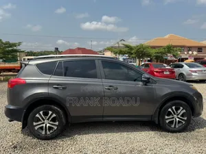 Toyota RAV4 2015 Green