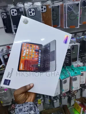 A16 11th Generation iPad Magic Keyboard 2025