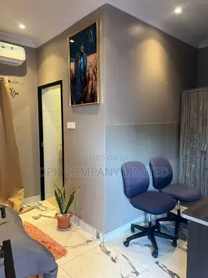 1bedroom en-Suite|Dstv|Internet|Air Con Room (Min 2 Days )