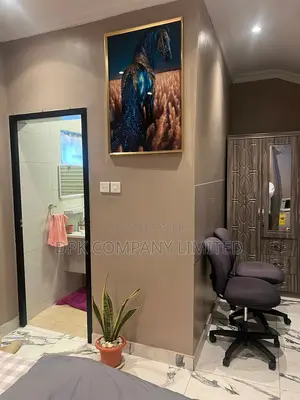 1bedroom en-Suite|Dstv|Internet|Air Con Room (Min 2 Days )