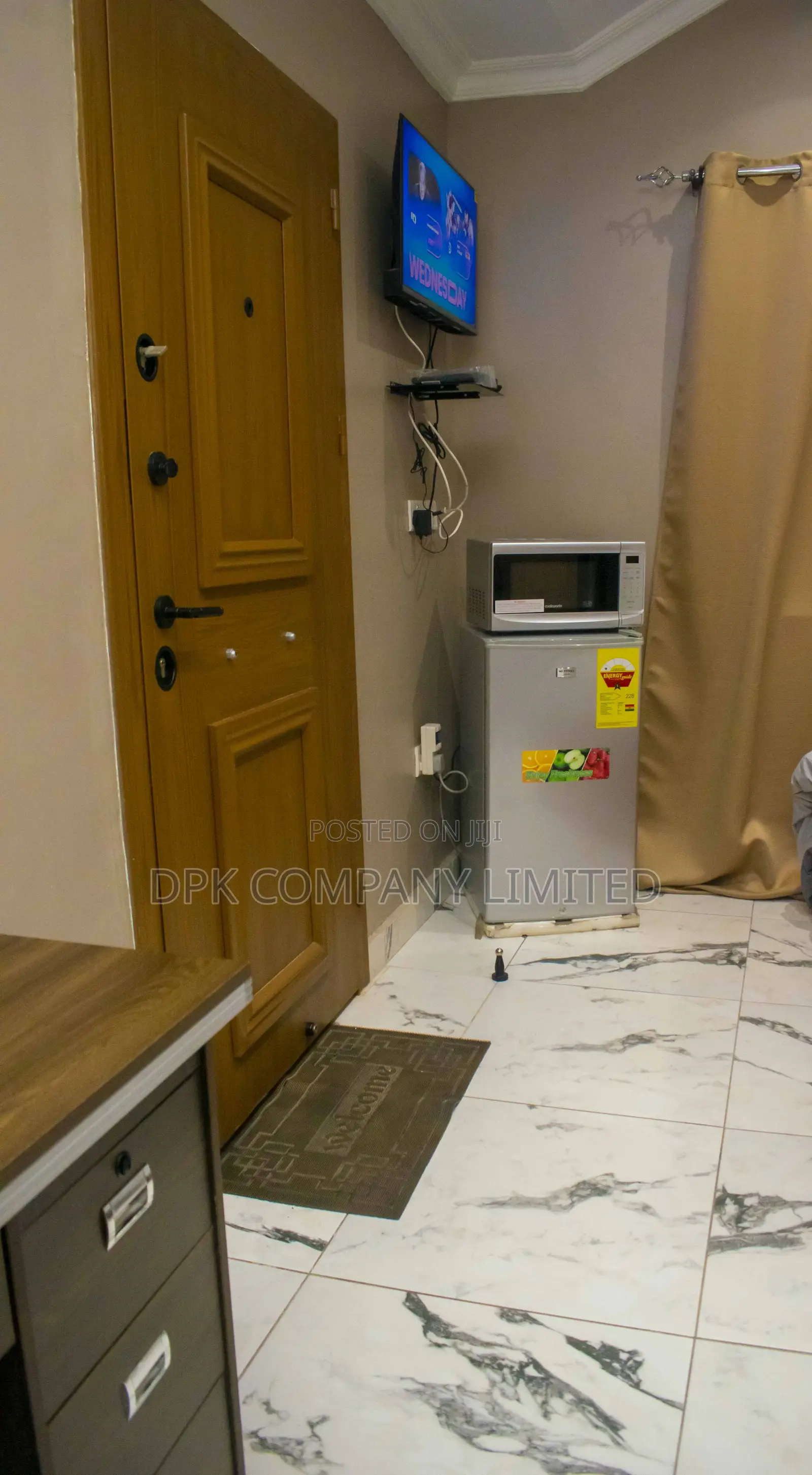 1bedroom en-Suite|Dstv|Internet|Air Con Room (Min 2 Days )
