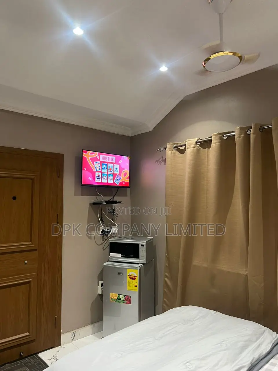 1bedroom en-Suite|Dstv|Internet|Air Con Room (Min 2 Days )