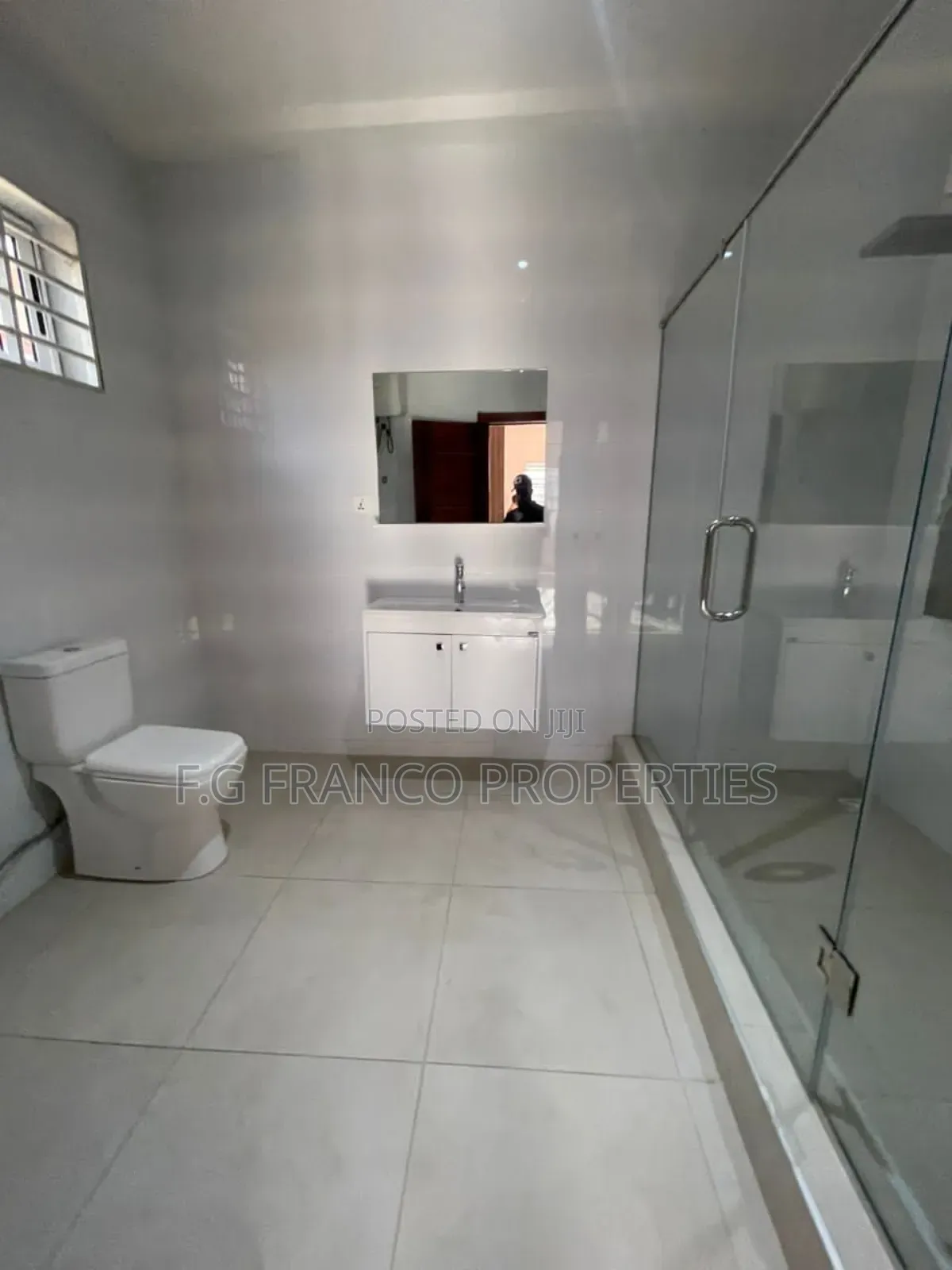 3bdrm House in Kg Franco Properties, Spintex for rent