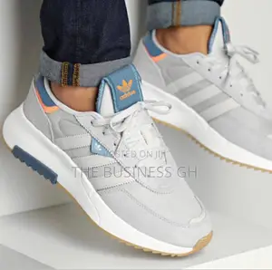 Adidas Retropy F2 Sneakers