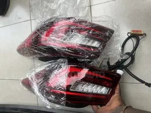 Hyundai Elantra 2012,2013,2014 Specs Tail Light Set
