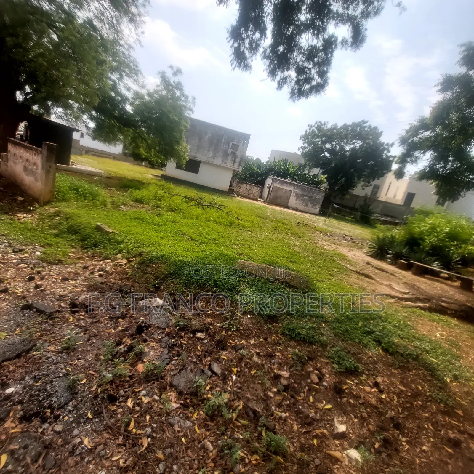 7 Plots of Land for Sale at Cantonment Airport