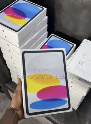 New Apple iPad (2025) 128 GB