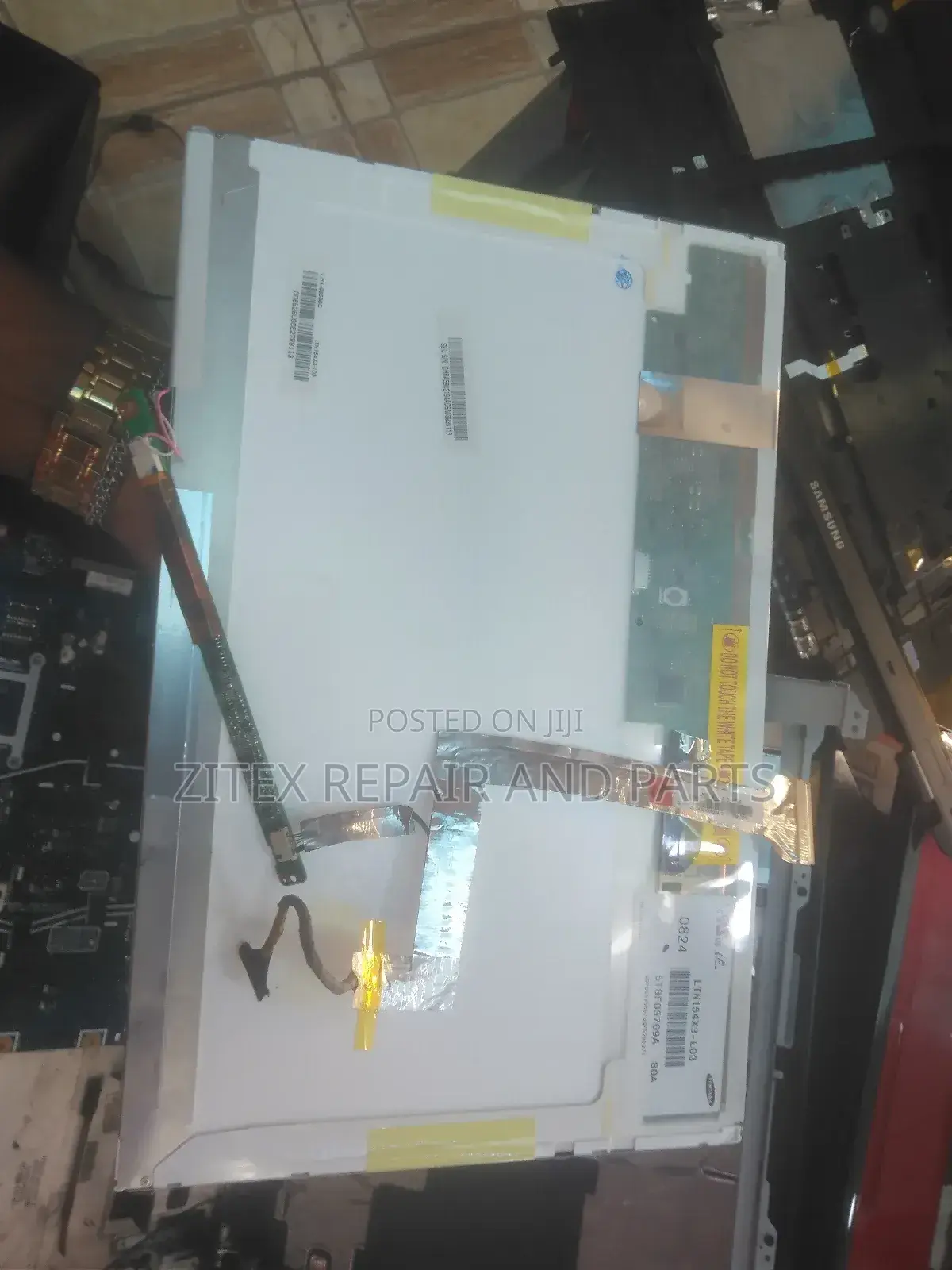 Laptop Screen Fixing