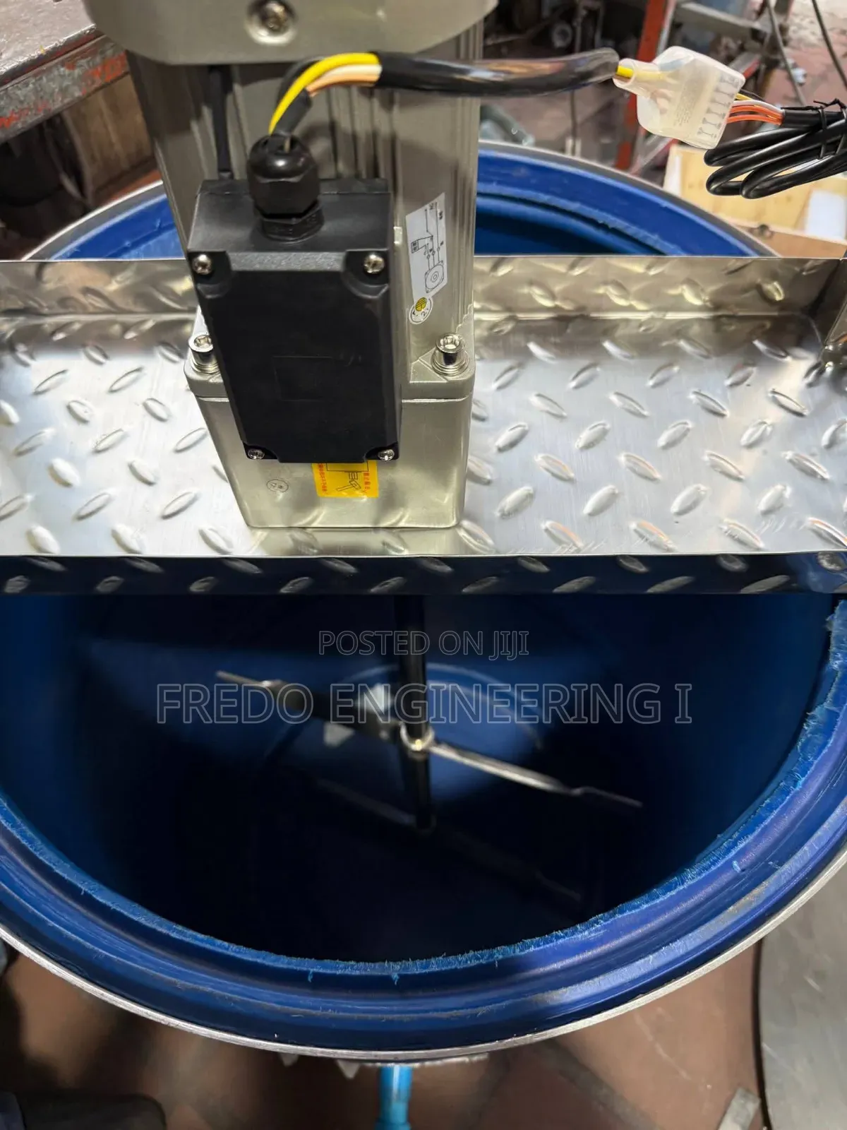 Paint and Graphito Mixing Machine