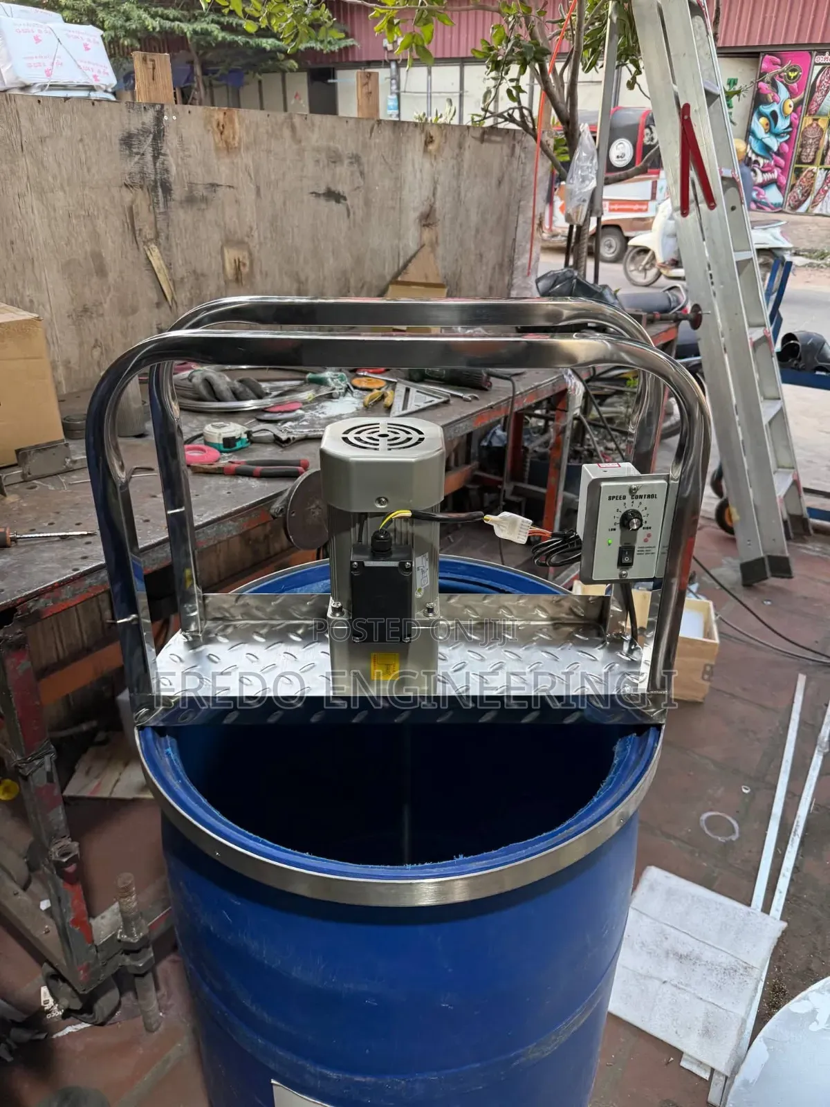 Paint and Graphito Mixing Machine