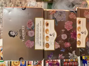 Matilde Vicenzi’S Assorted Italian Cookies (Christmas Biscuit )