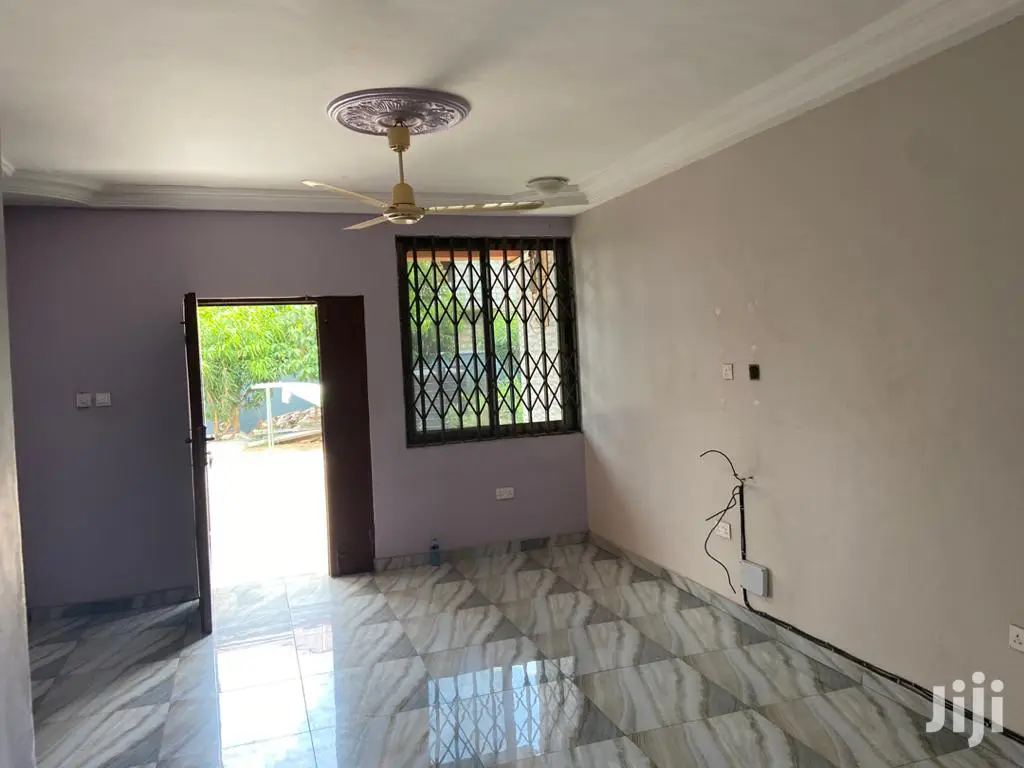 2bdrm Apartment in Bronko Housing, Accra Metropolitan for rent