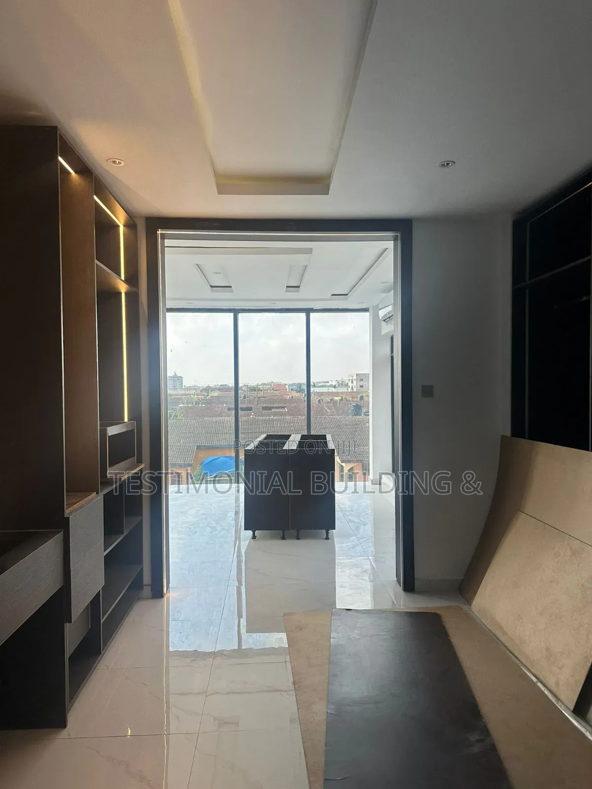 5bdrm House in East Legon for sale