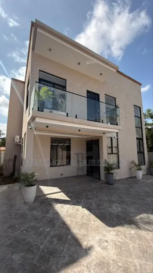 4bdrm House in Testimonial Building, Ashaley Botwe for sale