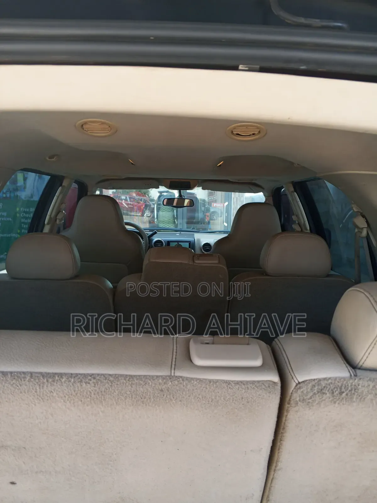 Ford Expedition XL 2012 Black
