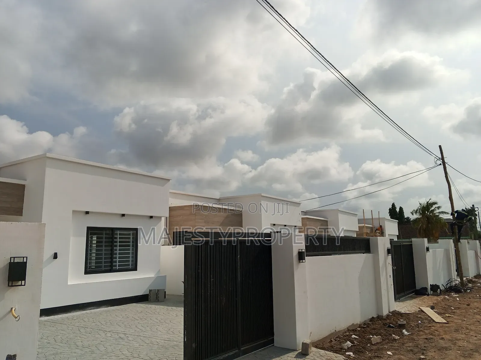 3bdrm House in Spintex for sale