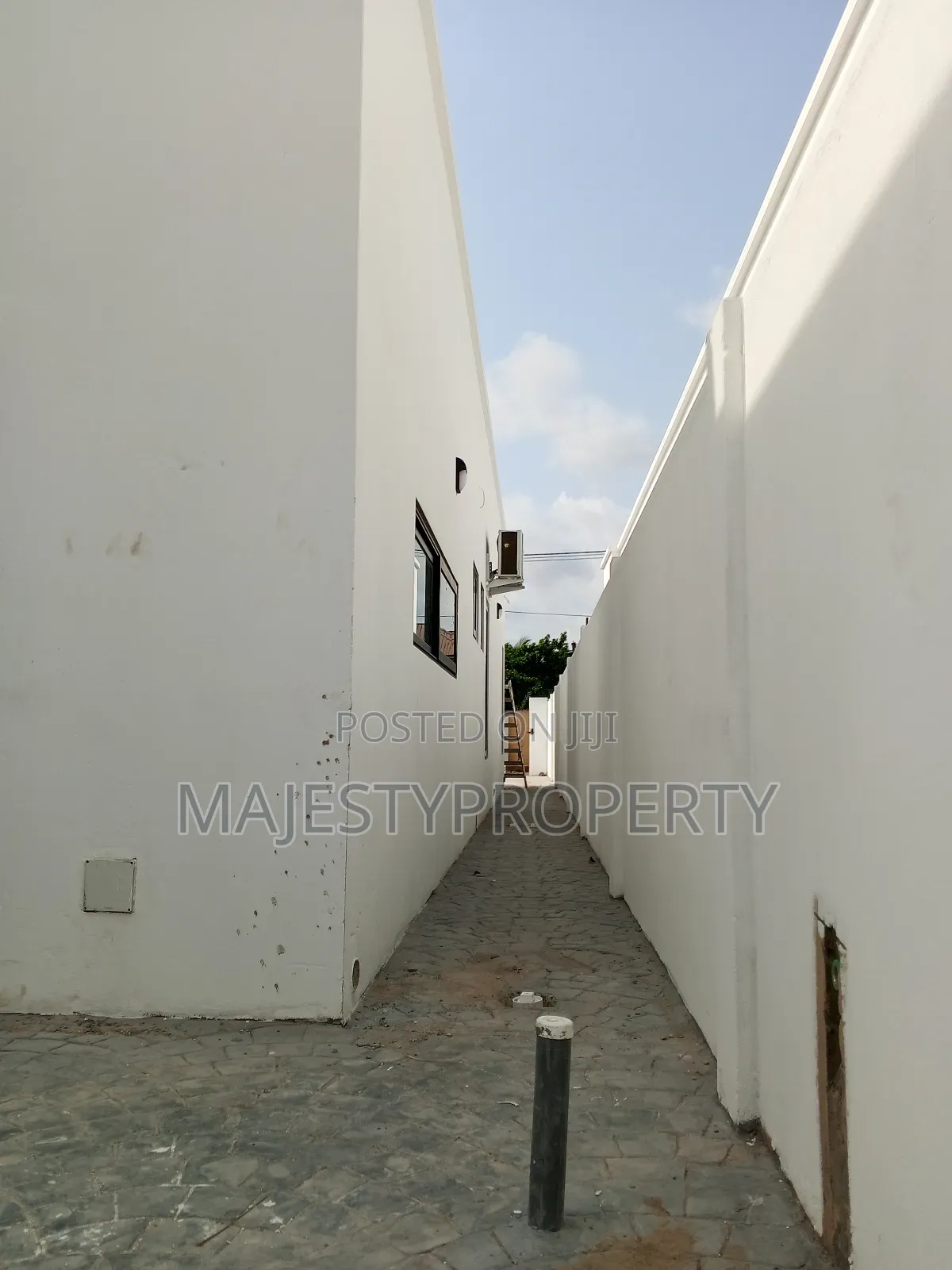 3bdrm House in Spintex for sale