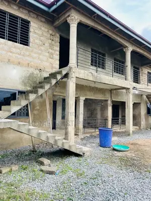 8bdrm House in Hometrust Properties, Ablekuma for sale