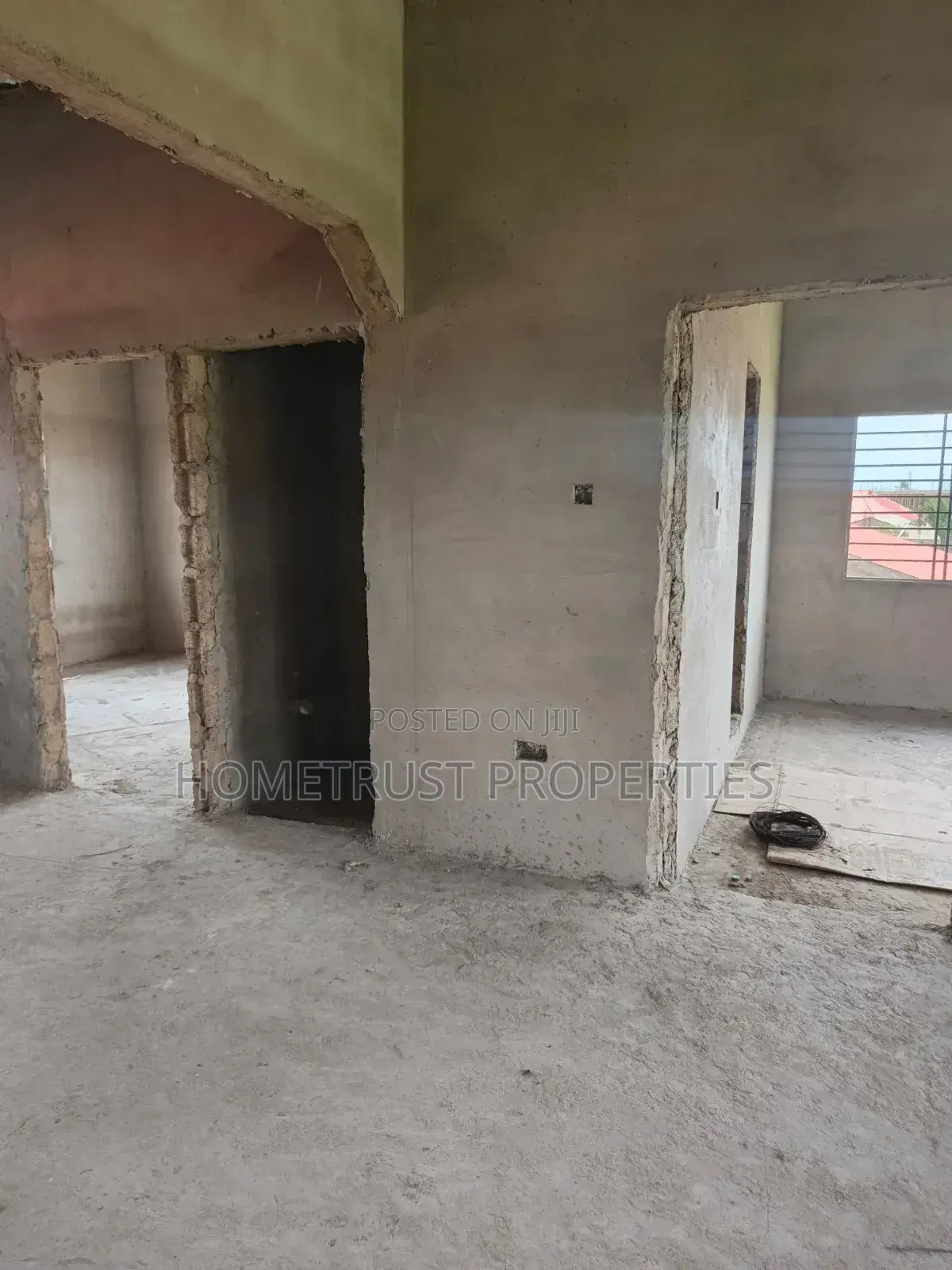 8bdrm House in Hometrust Properties, Ablekuma for sale