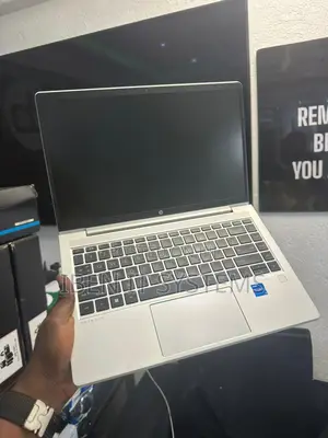 Laptop HP EliteBook 830 G6 8GB Intel Core i5 SSHD (Hybrid) 256GB